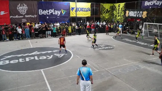 GOLAZAZO LEO MÓNACO