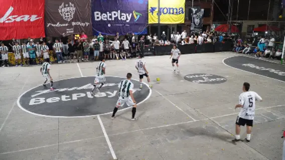 GOLAZAZO TIKI TAKA STYLE